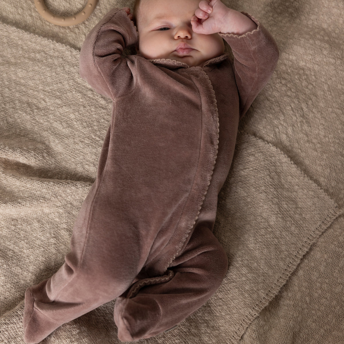 Noppies newborn playsuit