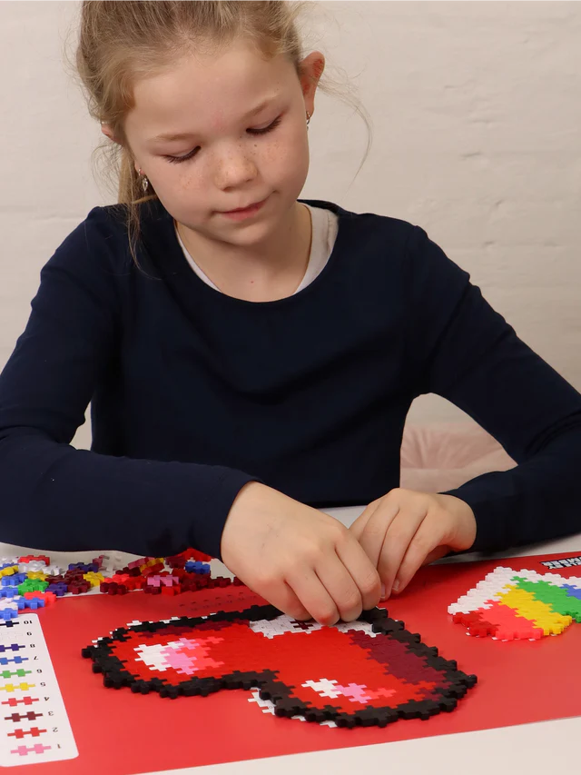 PLUS PLUS puzzle by number heart