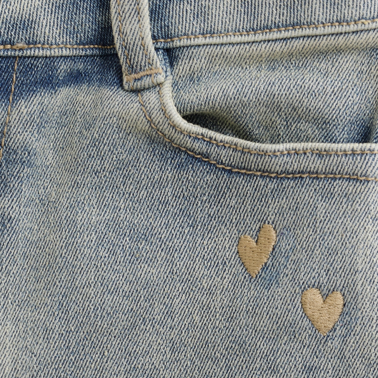 PRE-ORDER mom-fit embroiderie