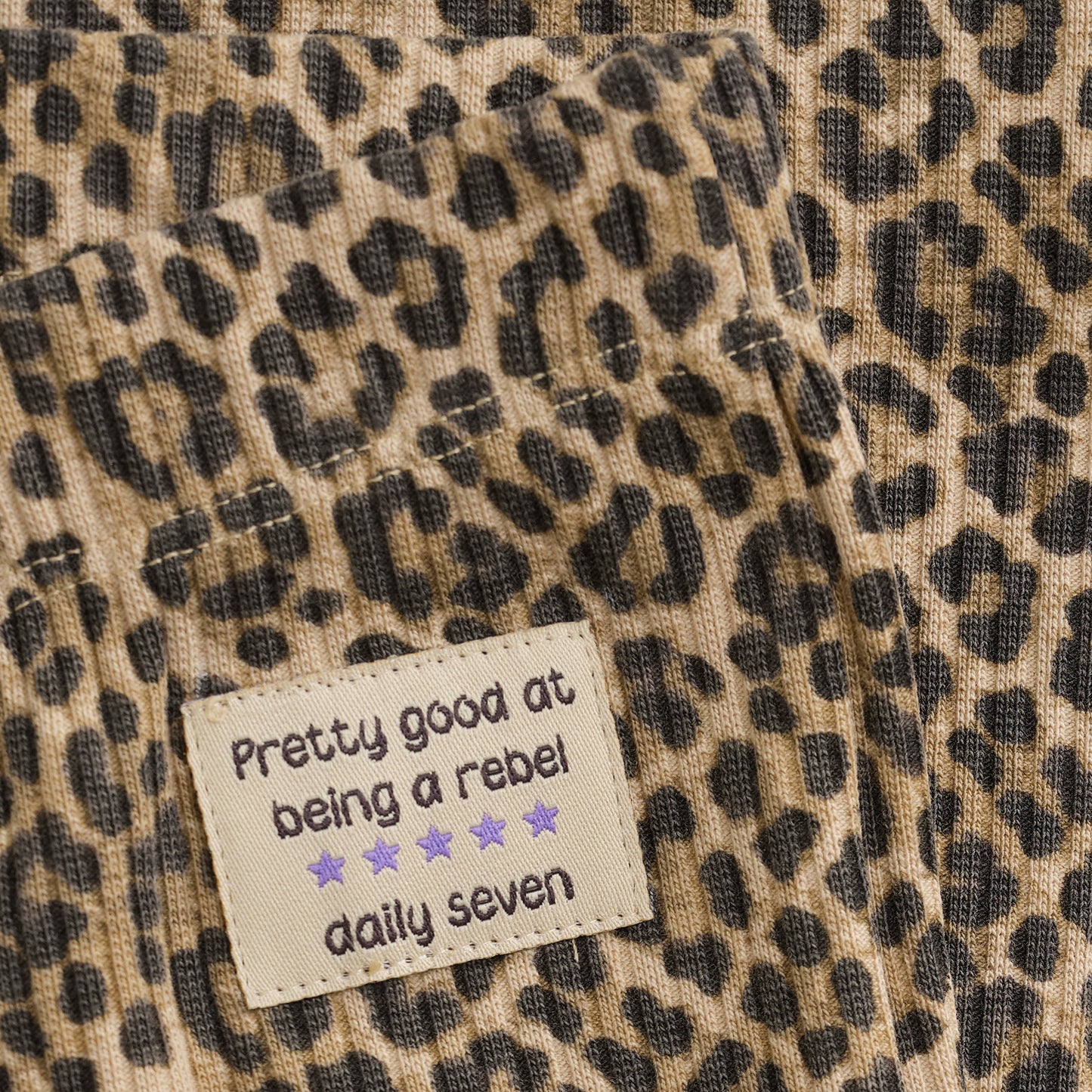 Daily7 flared panter broek